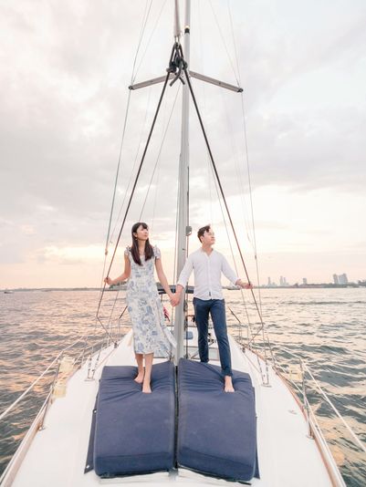 Luxury Private Sail Date Night in NYC with Champagne - Weekdays - Image 2