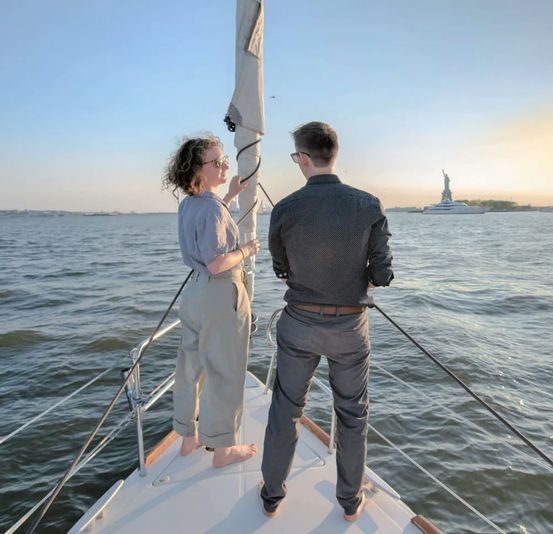 Romantic Private Sailing Cruise in NYC with Champagne - Image 2