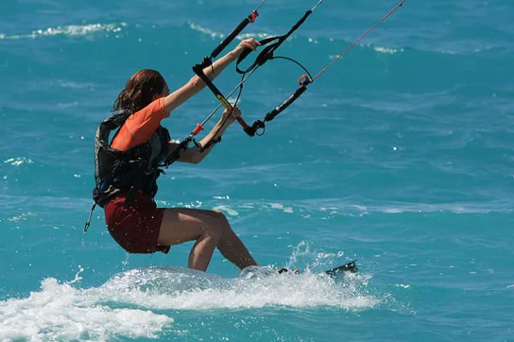 Maui Kiteboarding Lesson - Image 4