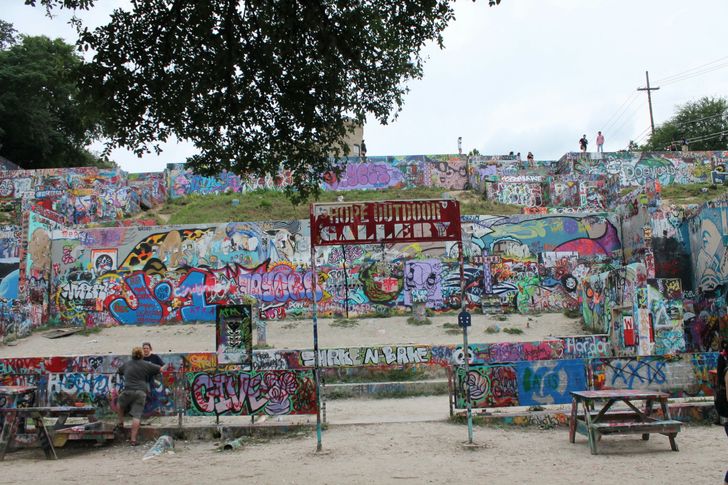 Austin Street Art & Brewery Bike Tour - Image 6