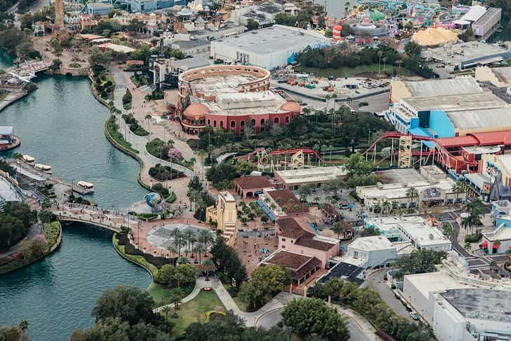 Disney Spectacular Helicopter Tour - Image 6