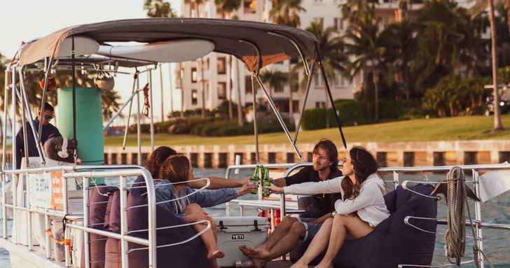 Celebrity Mansion Boat Ride