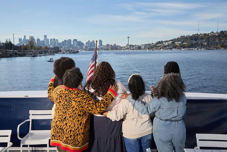 Seattle Sights Lunch Cruise - Image 2