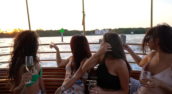 Vizcaya Sunset Cruise on Vintage Yacht - Image 8