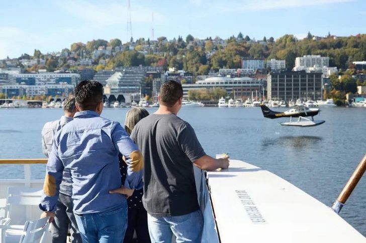 Seattle Lake Union Sightseeing Cruise - Image 4