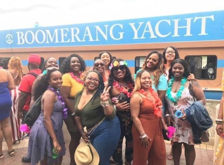 Brunch Buffet & Open Bar Boat Cruise - Image 4