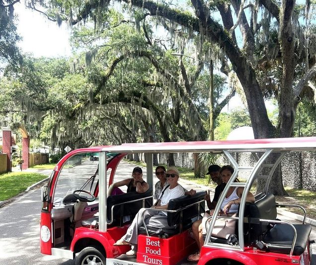 Wine and Dine Food Tour of St. Augustine with Chauffeured Transportation