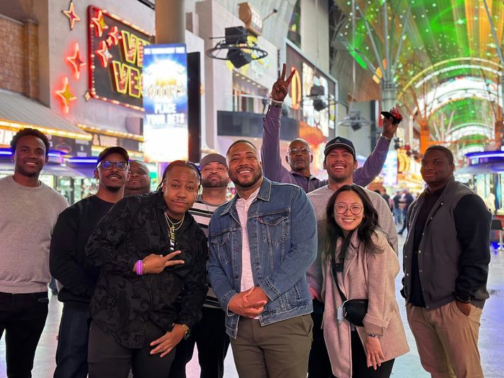 Downtown Las Vegas Bar Crawl on Fremont Street - Image 3