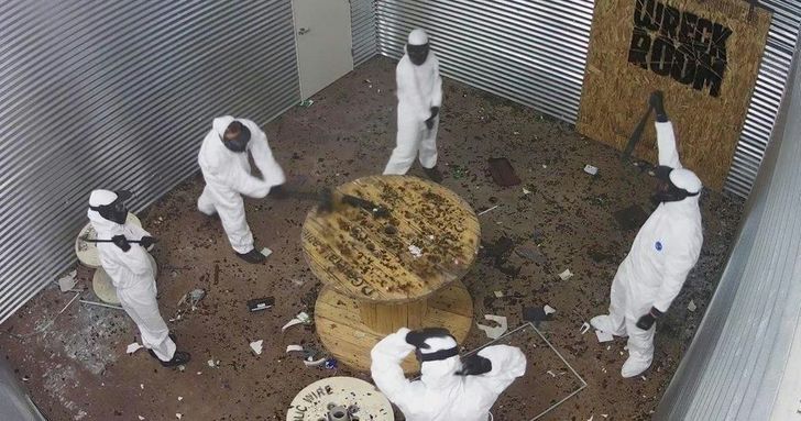 XL Rage Room Wrecking Experience - Image 2