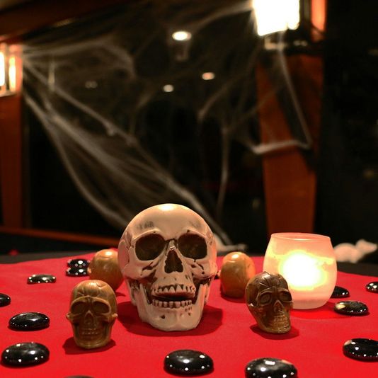 Seattle Halloween Party Cruise with DJ and Dancing - Image 4