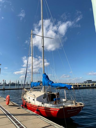 Weekend Harbor Sail on Summer Wind - Image 3