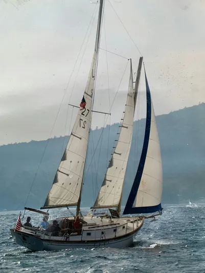 Weekend Harbor Sail on Summer Wind