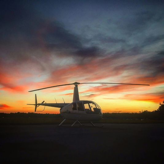 Private Family Helicopter Tour Over Orlando Theme Parks for Up to 4 - Image 3