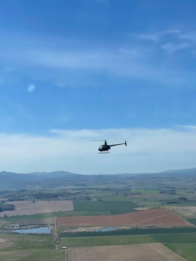 Learn to Fly an R44 Helicopter near Portland - Image 5
