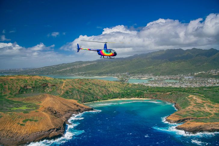 Learn to Fly a Helicopter in Oahu - Image 4