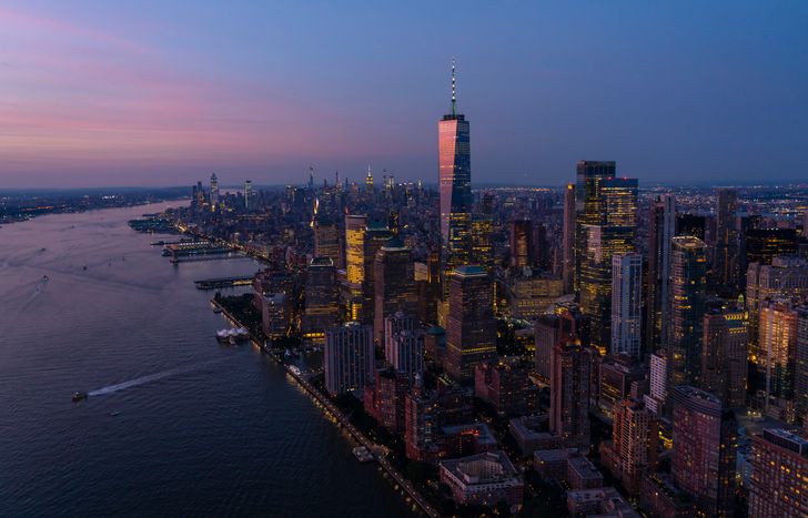 New York Helicopter Tour City Lights Skyline Experience - Image 2