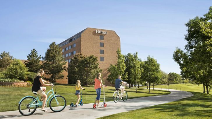 Denver Delight: Exclusive 1-Night Hotel Experience - Image 17