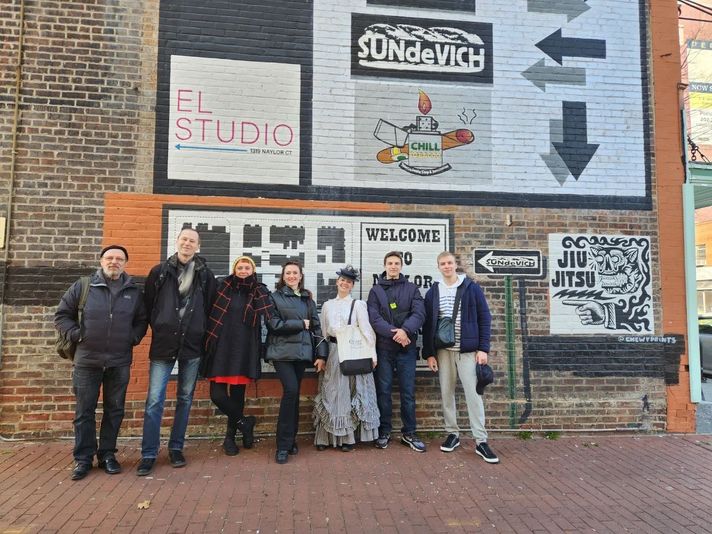 Historic Alleyways Walking Tour - Image 4