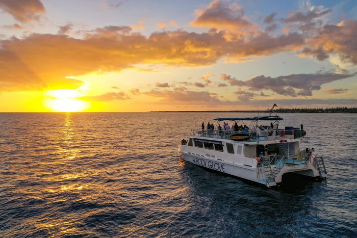 Historical Dinner Cruise in Kailua Kona