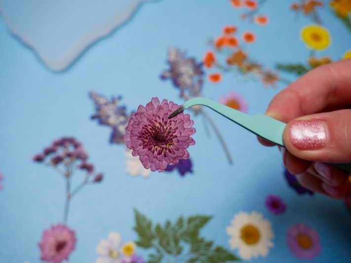 Floral Resin Serving Tray Kit - Image 3