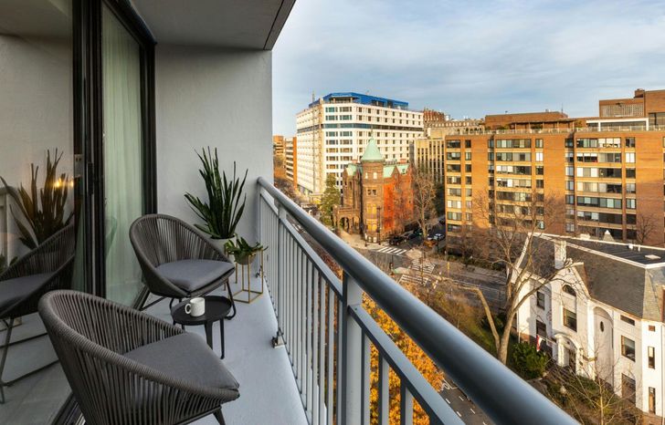 Monumental Stay: One-Night Hotel Stay Gift in D.C. - Image 7
