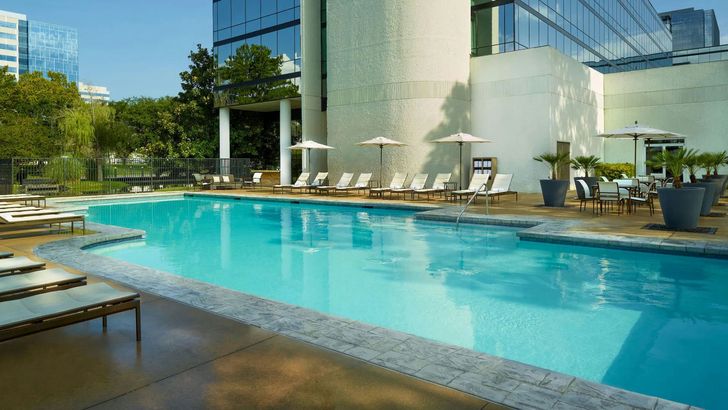 Houston Retreat: 2-Night Hotel Stay - Image 10