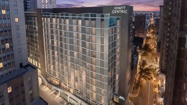 Philadelphia Charm: One-Night Hotel Stay - Image 6