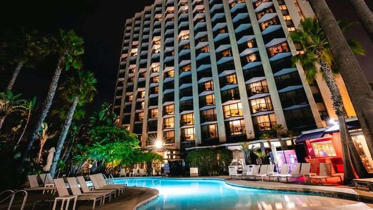 San Diego Serenity: 1-Night Hotel Getaway - Image 4