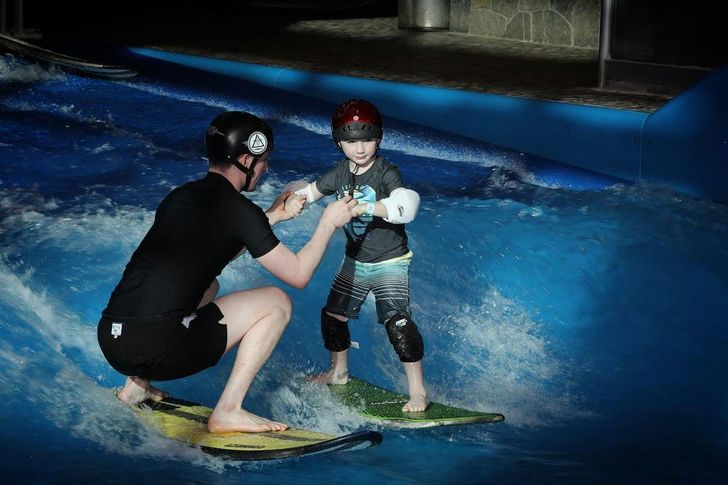 Indoor Surfing - Image 2
