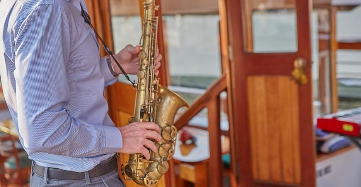 Evening Jazz Cruise Aboard Manhattan - Image 6