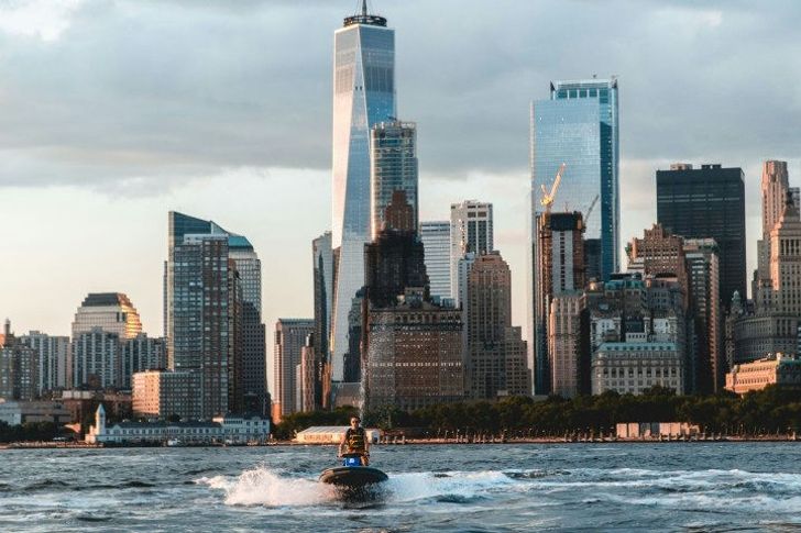 Date Night Tandem Jet Ski Tour in New York Harbor - Image 3