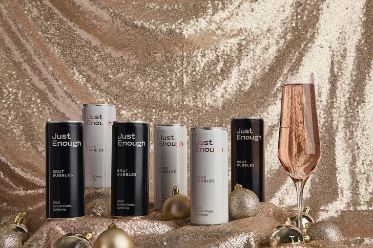 Sip at Home: Sparkling Wine Tasting with a Virtual Wine Expert