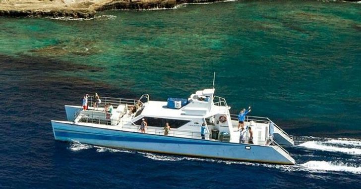 Napali Sunset Dinner Cruise - Image 2