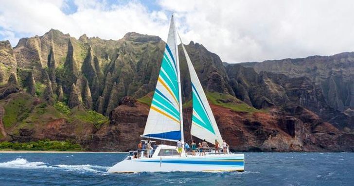 Napali Coast Snorkel and Sail Tour - Image 4
