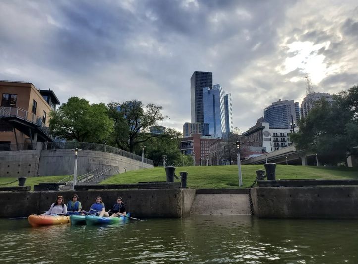 Houston Skyline Kayak Tour - Image 3