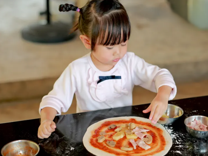 Kids Pizza Making Class in San Diego