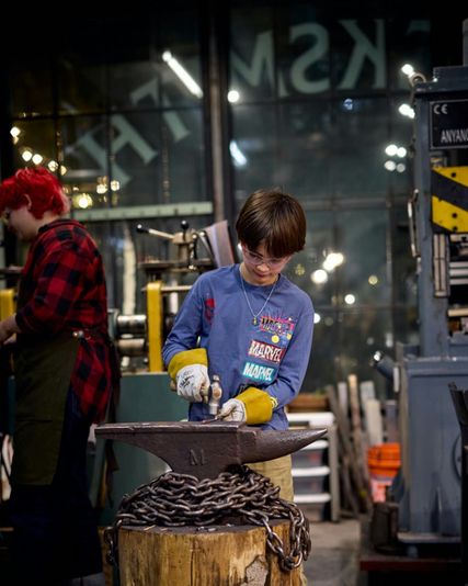 Fundamentals of Blacksmithing Class: Make a Coat Hook - Image 6