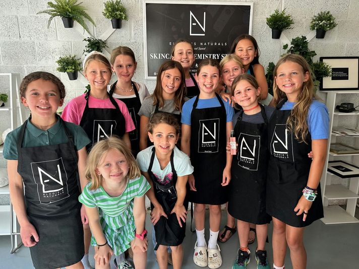 Kids Natural Cosmetic Making Birthday Party - Image 6