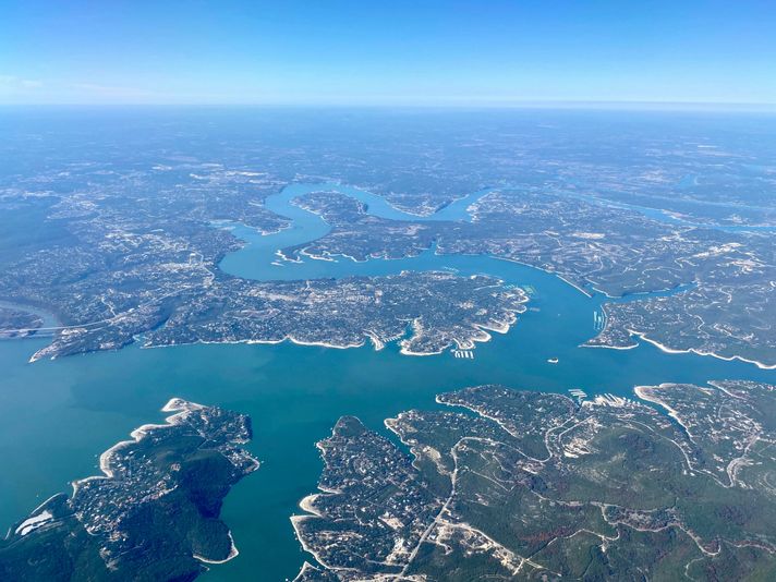 Lakes and Landmarks Plane Tour of Austin - Image 6