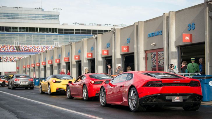 Race a Lamborghini - Image 3