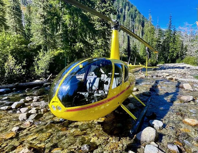 Learn to Fly an R44 Helicopter near Seattle - Image 2