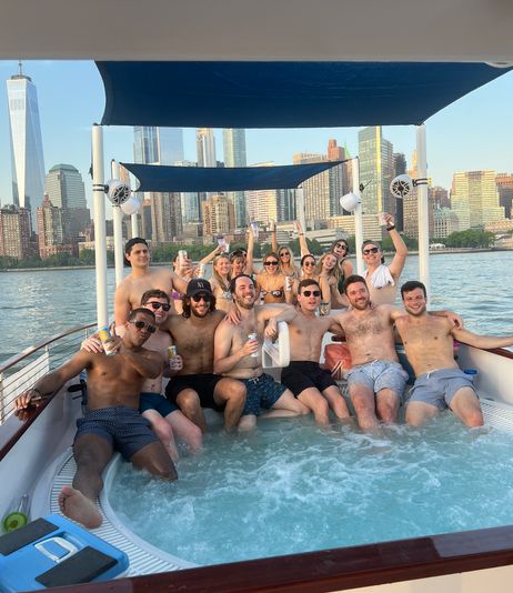 New York City Hot Tub Boat Tour - Image 9