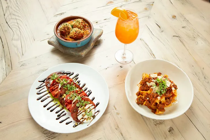 Tivoli Village Self-Guided Food Tour in Las Vegas