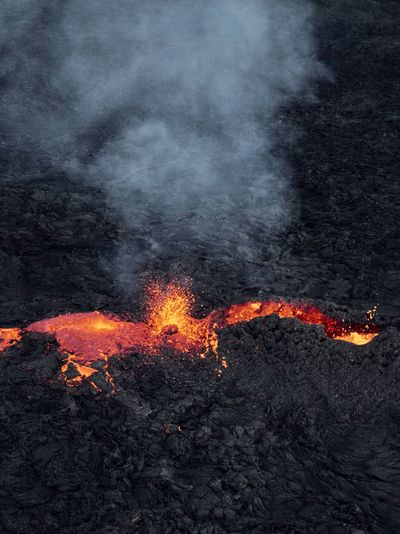 Doors off or on Kilauea Volcano Eruption Helicopter Tour - Image 6