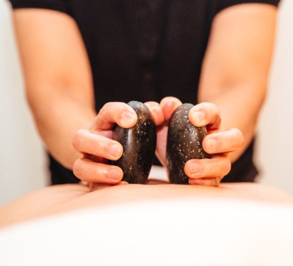 Romantic Lava Stone Couples Massage - Image 3