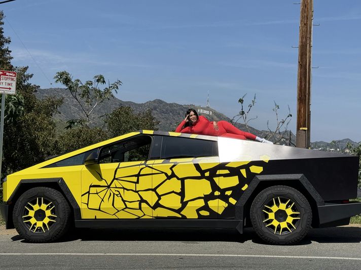 Ride or Drive a Cybertruck: 50-Minute VIP Hollywood Sign Tour - Image 3