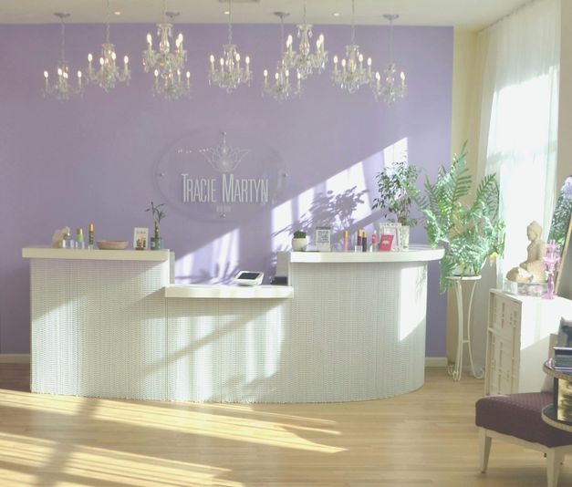 Ruby Red Light Bed at Tracie Martyn Spa - Image 2