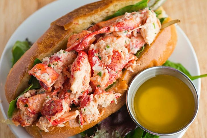 Boston Seafood Lovers Food Tour - Image 1