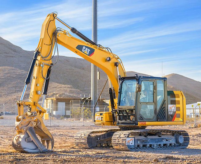 Operate a 6-Ton Excavator - Image 5