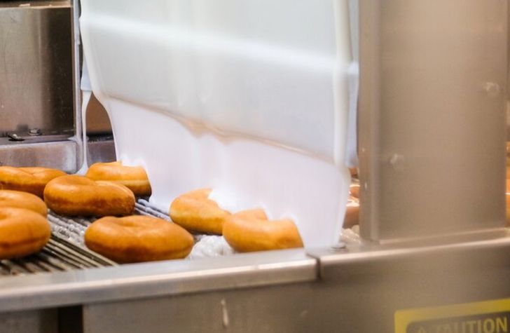 NYC Iconic Times Square Donut Tour - Image 2